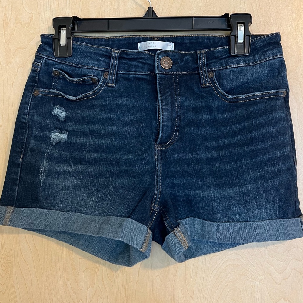 LC Lauren Conrad | distressed denim shorts